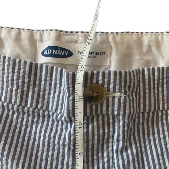 Old navy every day short striped size 18 women’s shorts - Picture 4 of 8